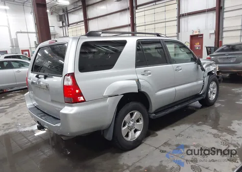 2008 Toyota 4Runner Sr5 V6 z USA, uszkodzony, nr VIN JTEBU14R78K016283